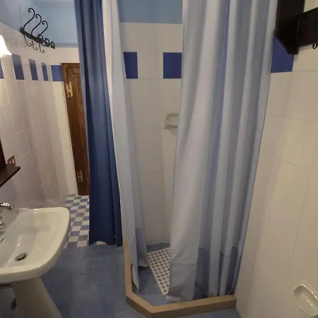 Historic In With Swimming Pool *