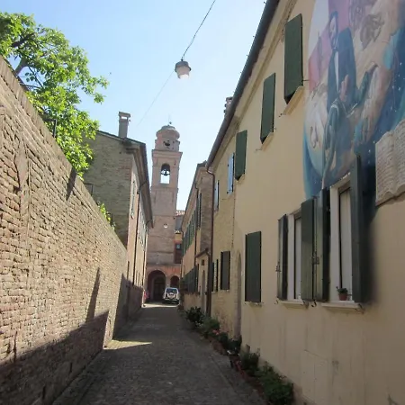 Historic In With Swimming Pool Apartment *