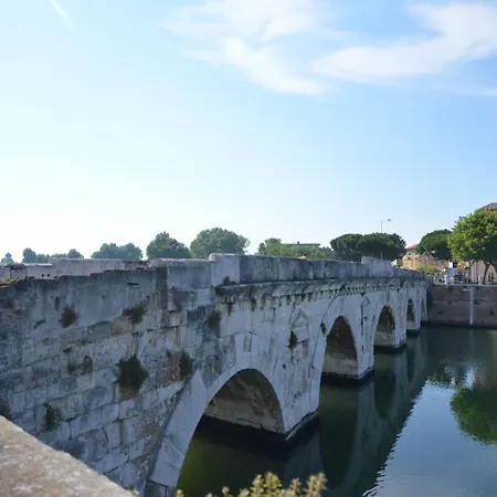 Historic In With Swimming Pool Apartment Saludecio