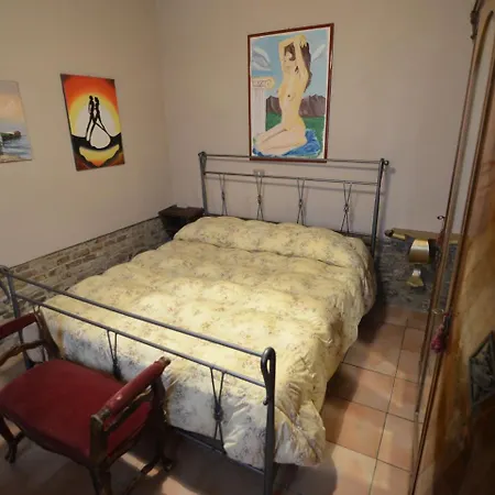 Historic In With Swimming Pool Apartment *