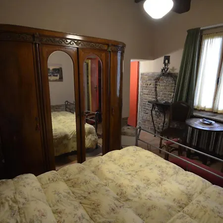 Historic In With Swimming Pool Apartment *